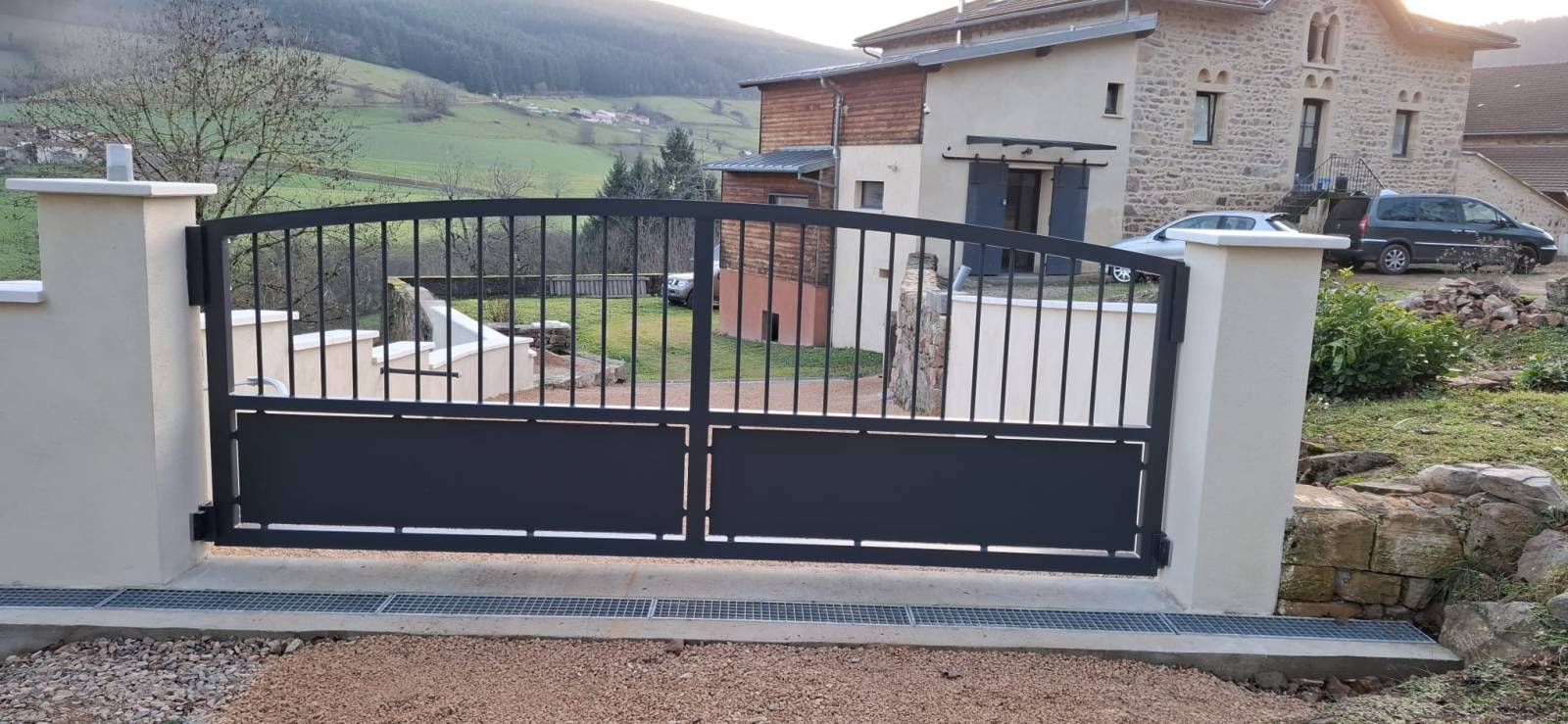 Menuisier pour création de placards et rangements sur mesure Beaujolais