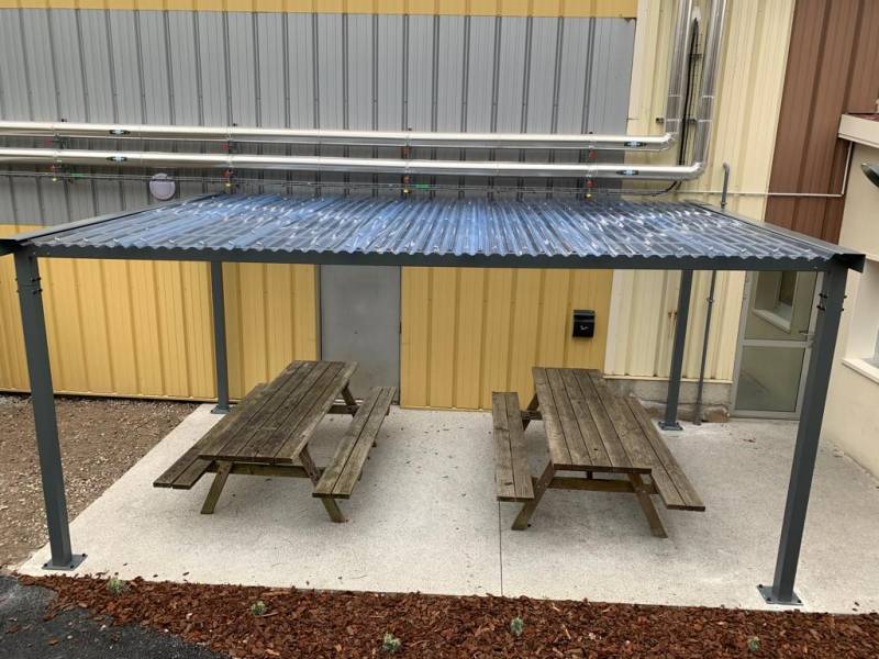 Fabrication d'une pergola sur mesure en acier à Lamure sur Azergues