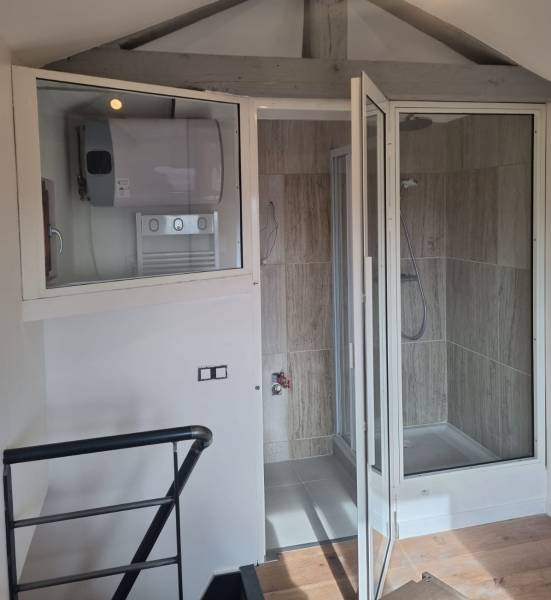 Cloison de douche sur mesure en acier et verre opale 2,2x0,9 m, finition galvanisée et thermolaquée