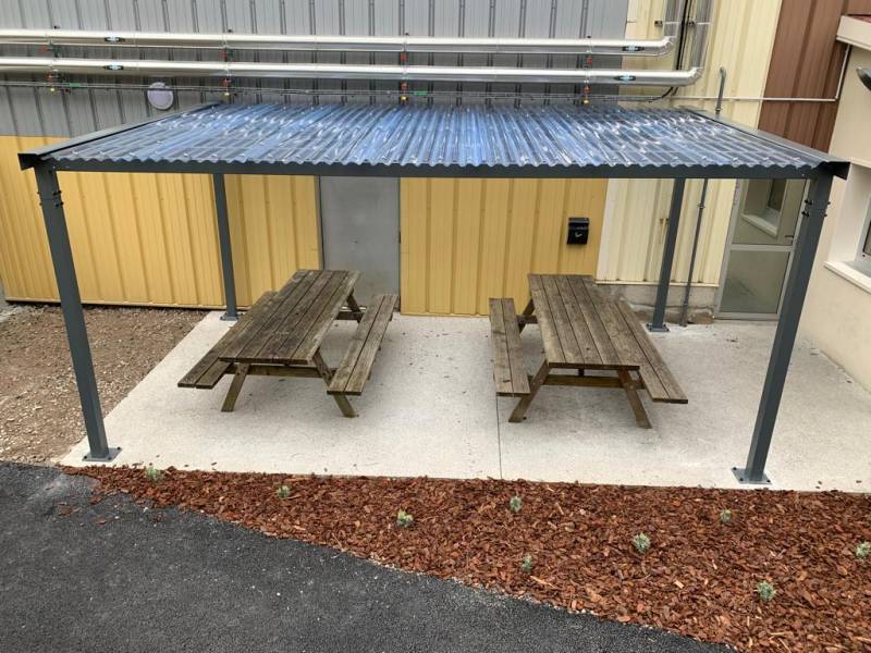 Fabrication d'une pergola sur mesure en acier à Lamure sur Azergues