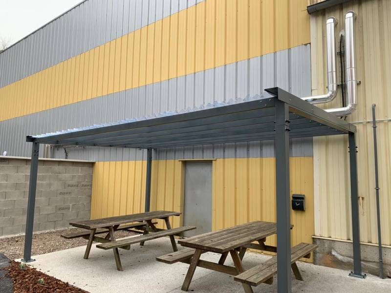 Fabrication d'une pergola sur mesure en acier à Lamure sur Azergues