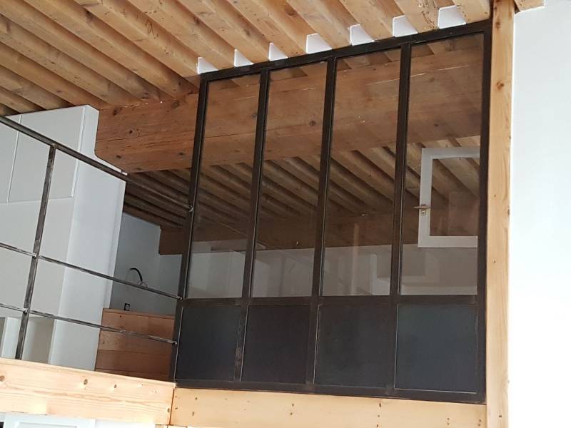 Métallerie fabricant d'une verrière sur mesure et sur mézzanine à la Croix rousse