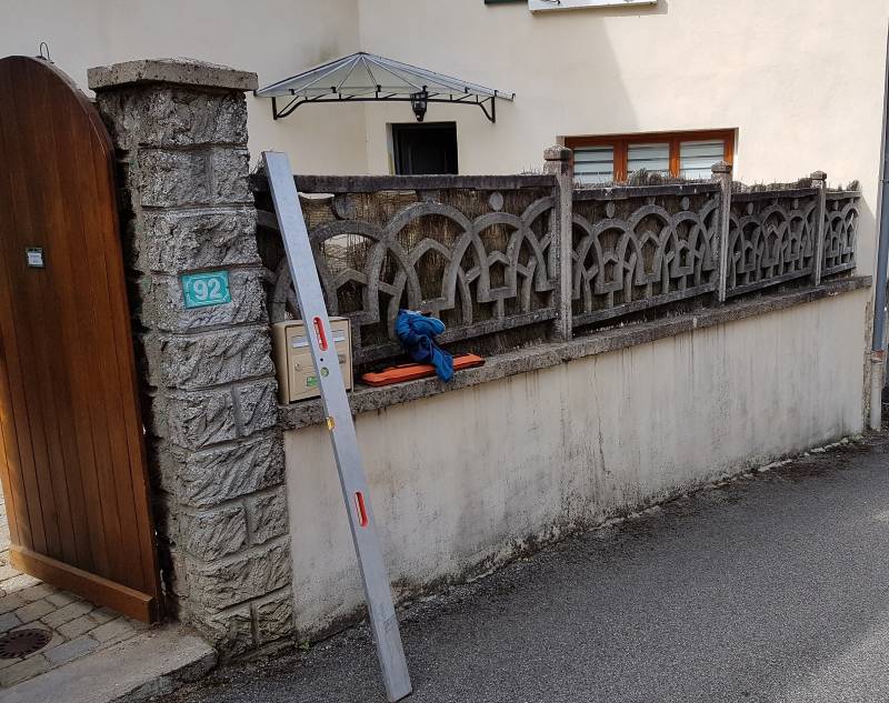 Création et pose d'un portail coulissant sur mesure à Neuville (01)