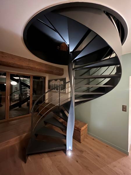 Escalier sculptural créé par ASMT Design