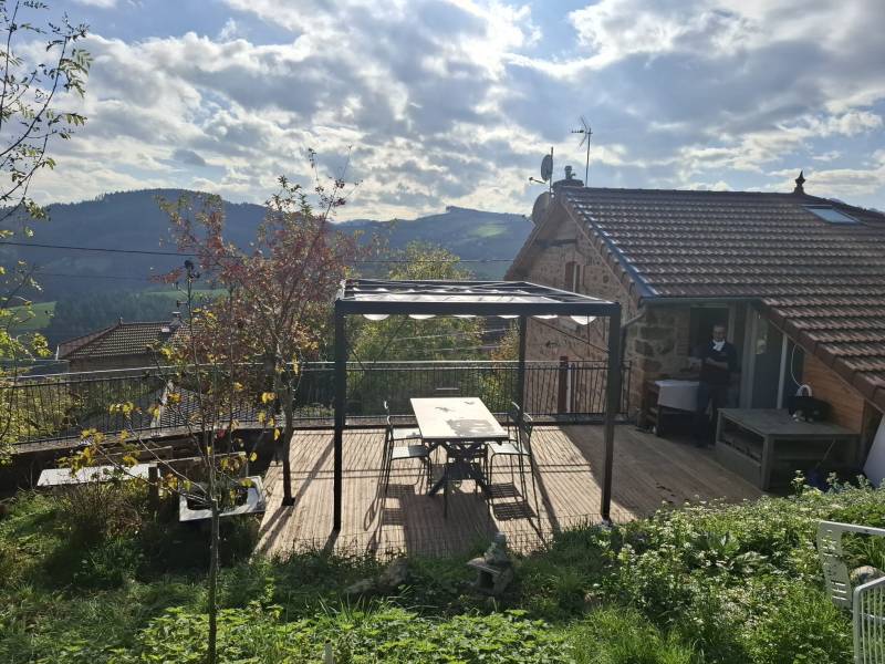 Transformation des espaces extérieurs sur mesure à Grandris