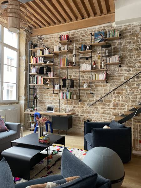 Creez votre bibliothèque sur mesure avec ASMT DESIGN, votre artisan métallier sur Lyon