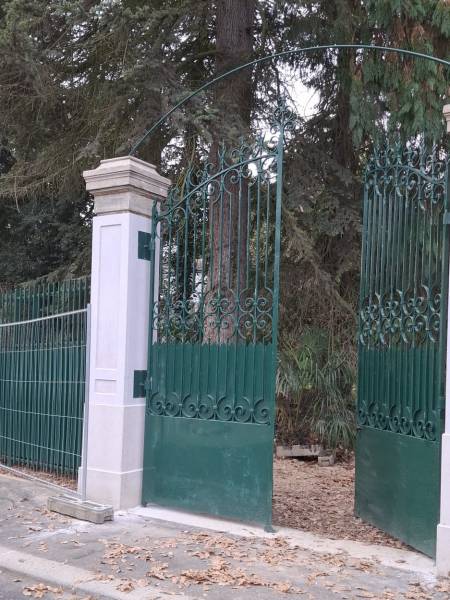 Intervention en serrurerie métallique pour améliorer la durabilité et la sécurité des ouvrages